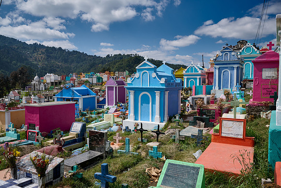colorful cemetery of Chichicastenango