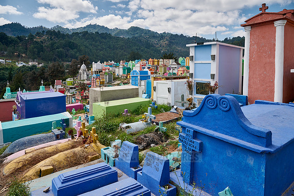 colorful cemetery of Chichicastenango