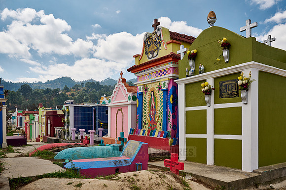 colorful cemetery of Chichicastenango