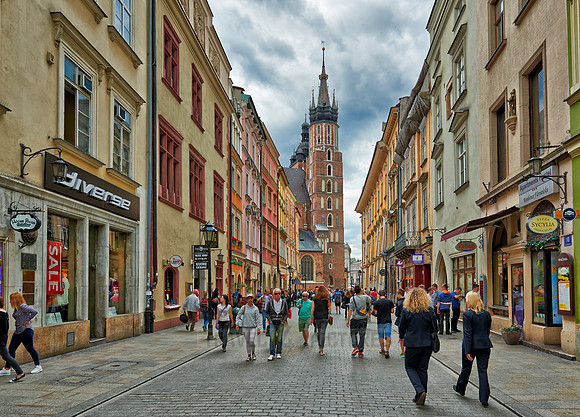 pedestrian area with St. Mary's Basilica
