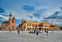 Cloth Hall (Sukiennice) and St. Mary's Basilica