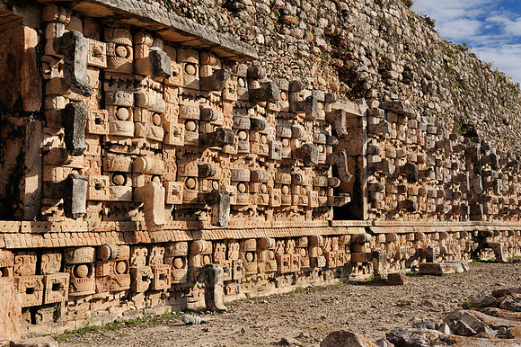 Templo de las Mascaras or Codz Poop palace