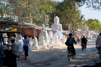 Workshop Buddha Statues, carving in marble