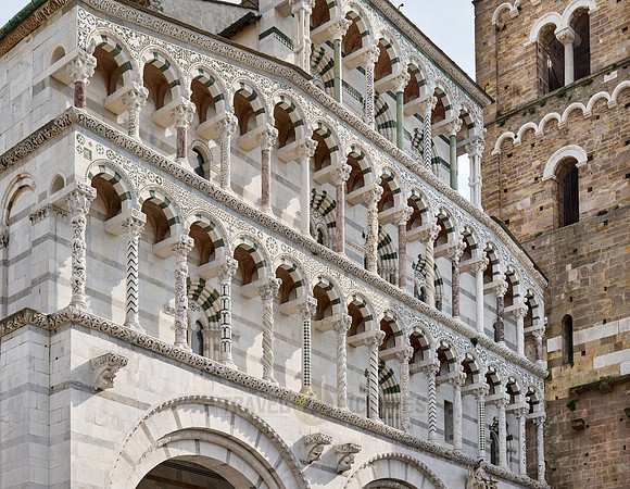 outside View of Cathedral San Martino of Lucca