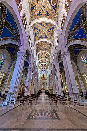 interior shot of Cathedral San Martino of Lucca