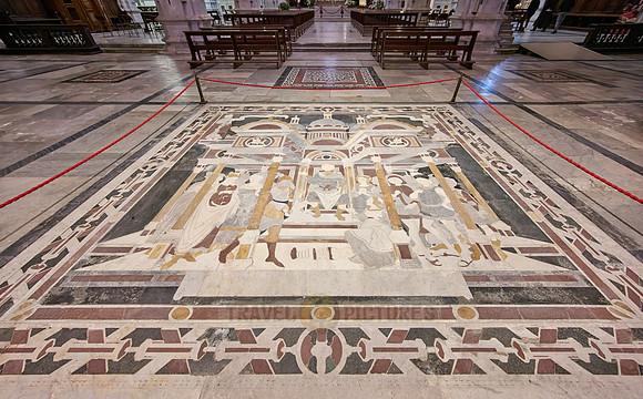 Marble inlaid in Cathedral San Martino of Lucca