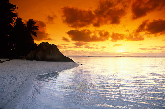 sunset at dream beach Anse Source á Jean, La Digue Island