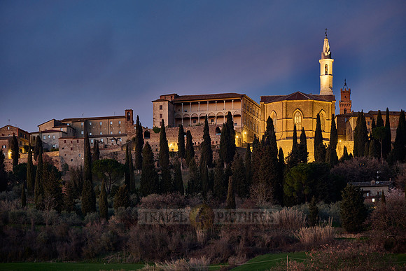 Twilight shot of the illuminated Pienza