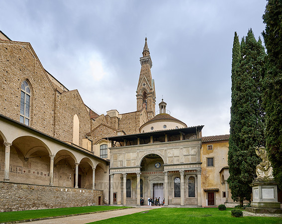 inner courtyard of Santa Croce