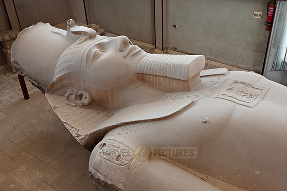Giant statue of Ramses II