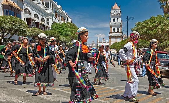 indigenous people dancing