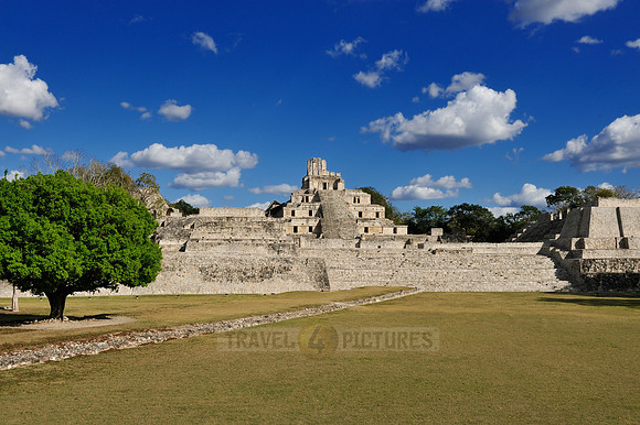 pyramids of Mayasite Edzna