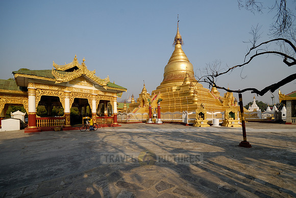Kuthodaw Pagoda
