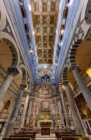 side aisle, interior shot of Pisa Cathedral