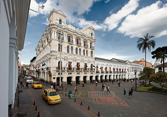 historical colonial buildings