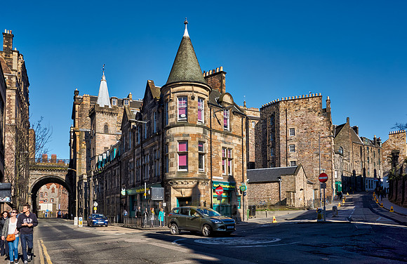 buildings around Grassmarket