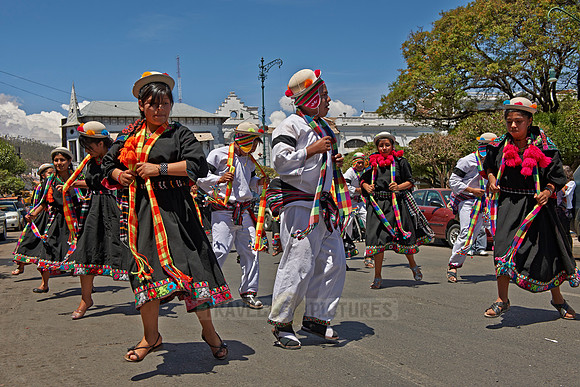indigenous people dancing