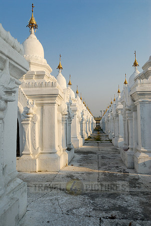 Kuthodaw Pagoda
