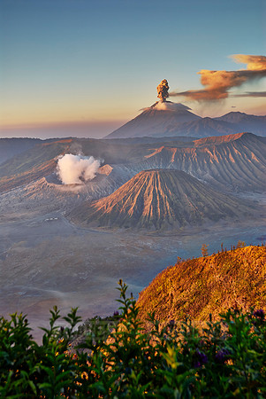 eruption at Gunung Bromo