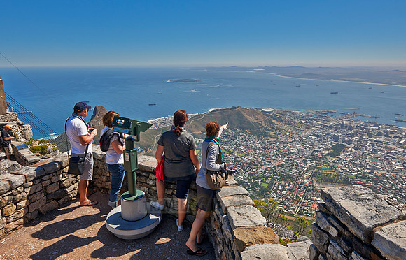 view from Table Mountain onto Cape Town