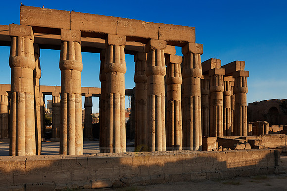 hypostle hall with closed papyrus columns