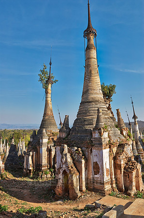 ruins of Shwe Inn Thein