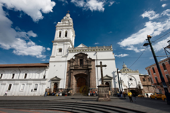 Santo Domingo, Monastery and Church and Plaza