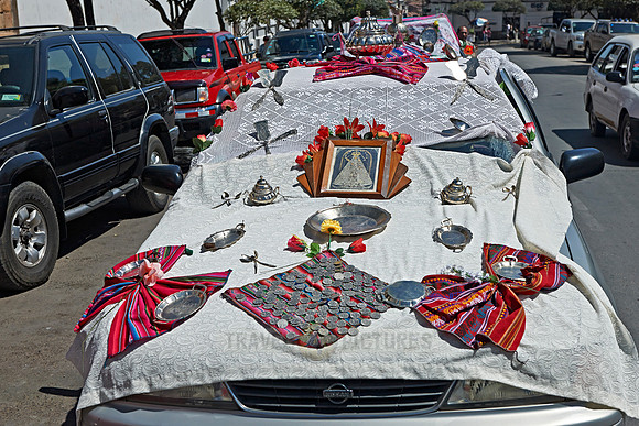 decorated car in  Sucre