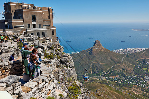 view from Table Mountain onto Cape Town