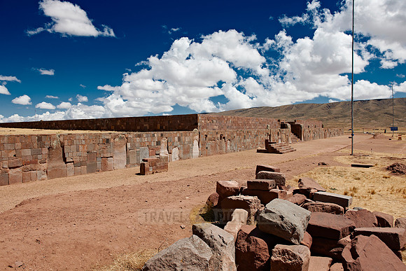 wall of Kalasasaya temple