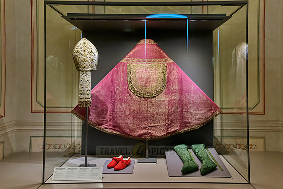 interior shot in Museo dell'Opera del Duomo, Pisa