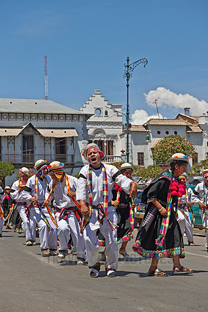 indigenous people dancing