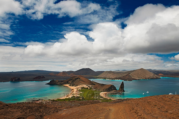 typical viewpoint of Isla Bartolome