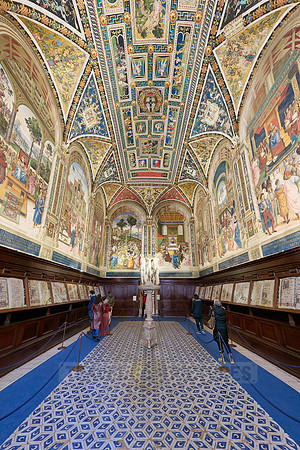 Libreria Piccolomini library in Cathedral of Siena