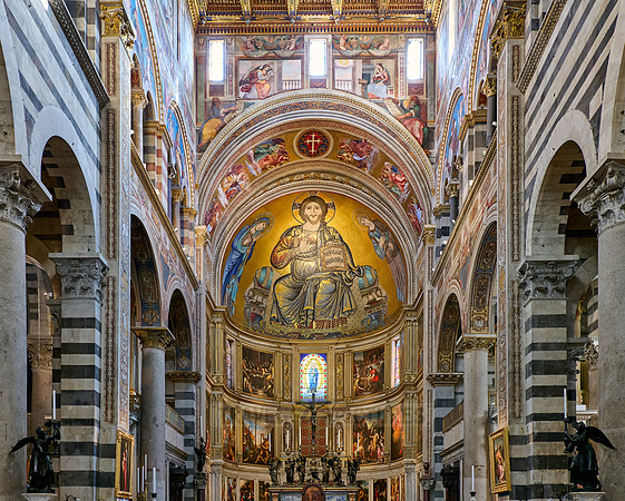 interior shot of Pisa Cathedral