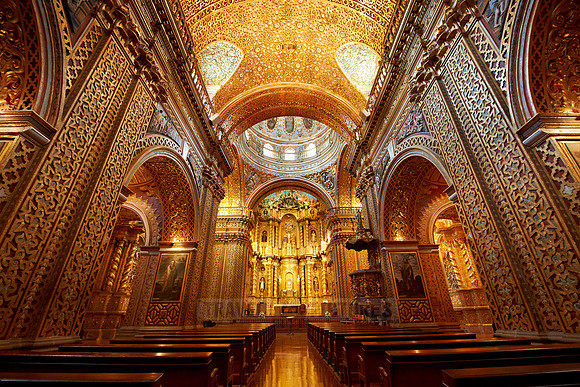 interior of golden designed Compania de jesus church