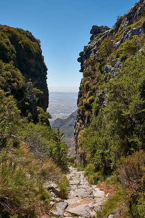 hiking trail to Table Mountain