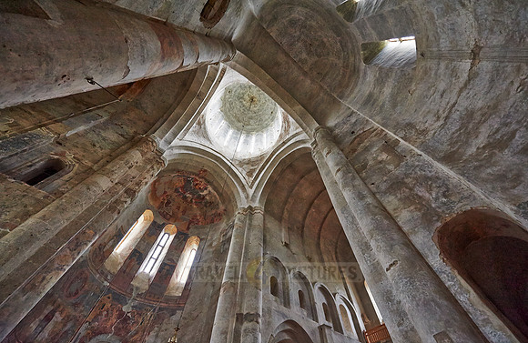 interior shot of Cathedral of Saint George