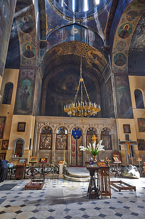 interior shot of Sioni Cathedral