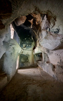 Hoehlenraeume im Keslik Kloster.  |cave dwellings in Keslik Monastery|