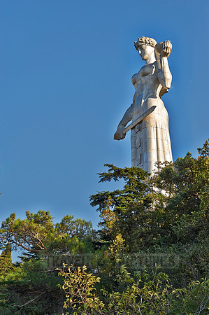 Sculpture Mother Georgia