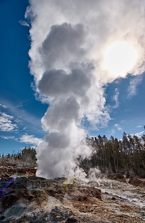 Steamboat Geyser, Norris Geyser Basin, Yellowstone National Park