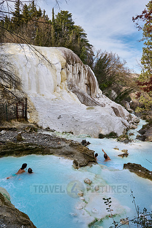 The White Whale, Bagni San Filippo