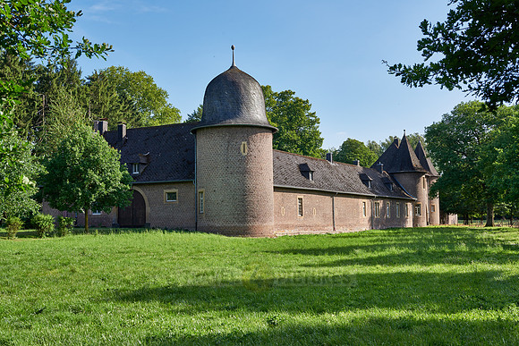 outer wall and gate to private Rimburg castle, Uebach-Palenberg