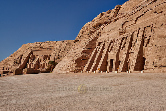temple of Nefertari and Great Temple of Ramesses II