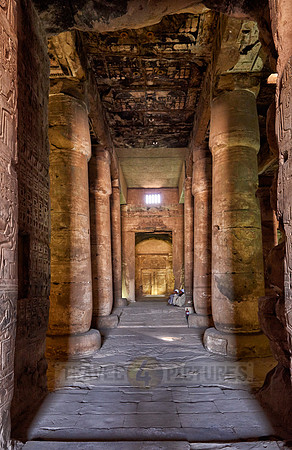 interior shot of Temple of Seti I