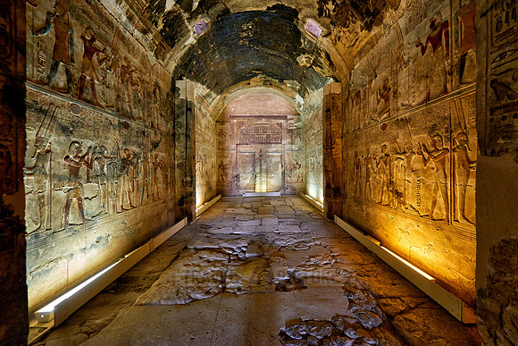 interior shot of Temple of Seti I