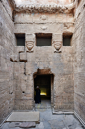 the Wabet inside Hathor temple