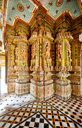 interior shot of Bhandasar Jain Temple