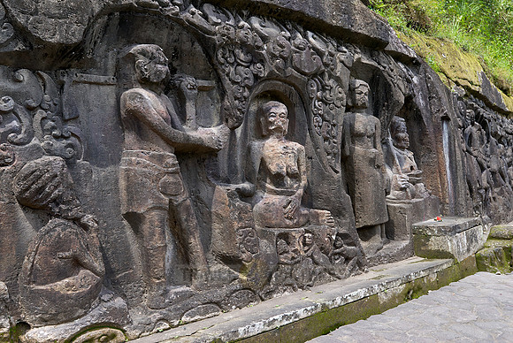 stone reliefs of Yeh Pulu